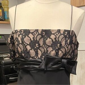 Jones Wear Black Lace Midi Dress